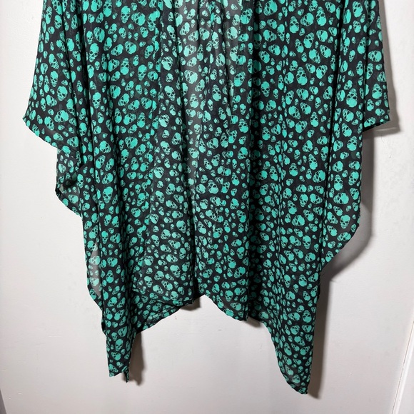 Lost in Layers Skull Print Kimono Cover up One size - Picture 4 of 9